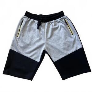 Rocawear Men’s Gray Black Athletic Shorts size Small Polyester Zip Pocket NWOT